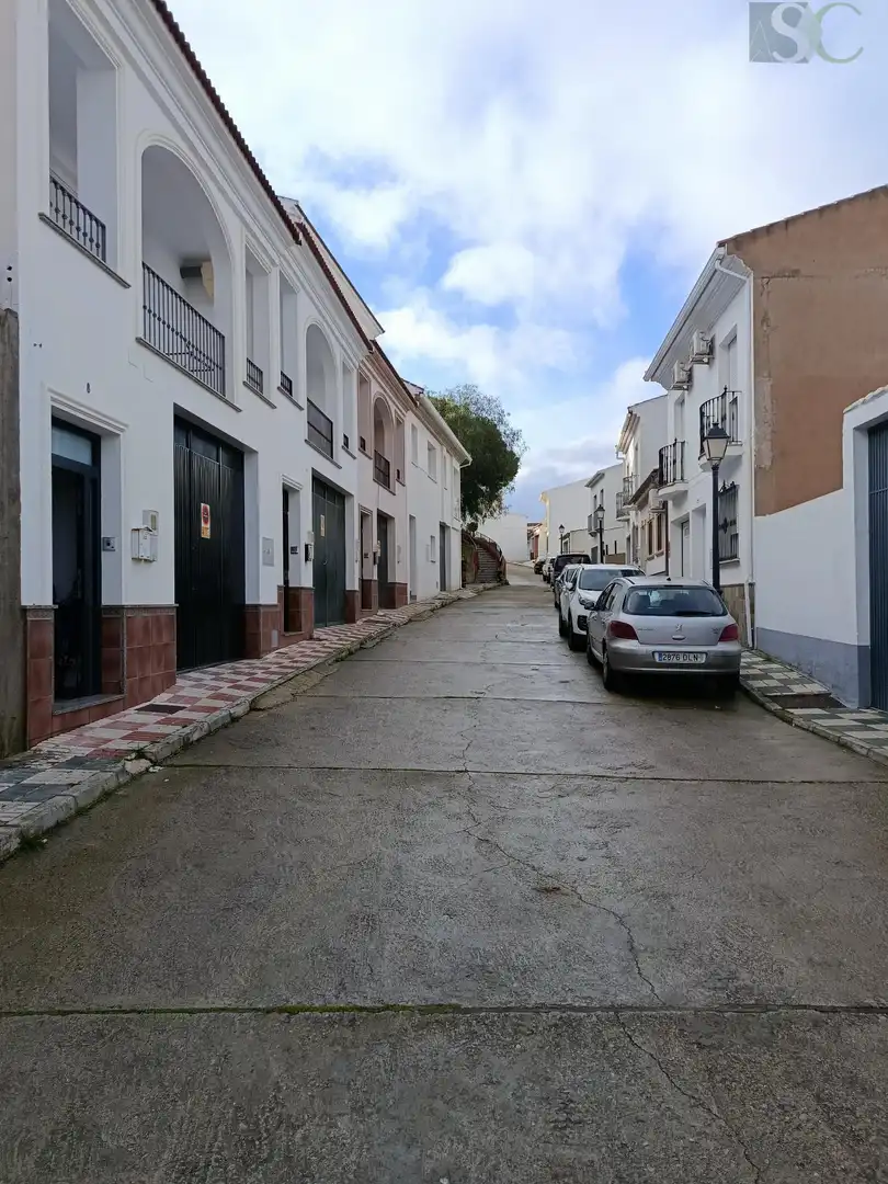 Vista exterior de Piso en venta en Teba con Aire acondicionado, Calefacción y Parquet