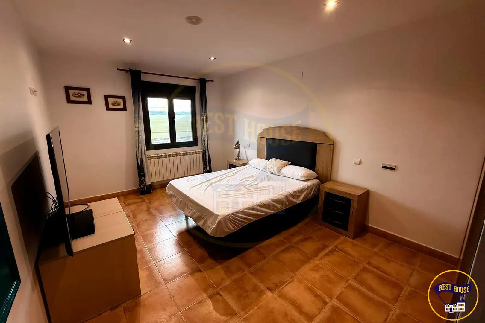 Einfamilien-Reihenhaus zum Verkauf in LAS PERNALOSAS, Villar de Olalla