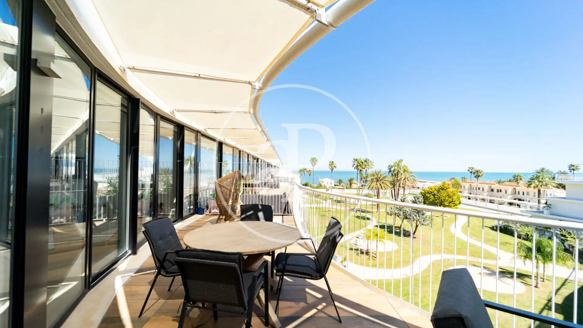 Terraza de Piso en venta en Dénia con Aire acondicionado, Calefacción y Jardín privado