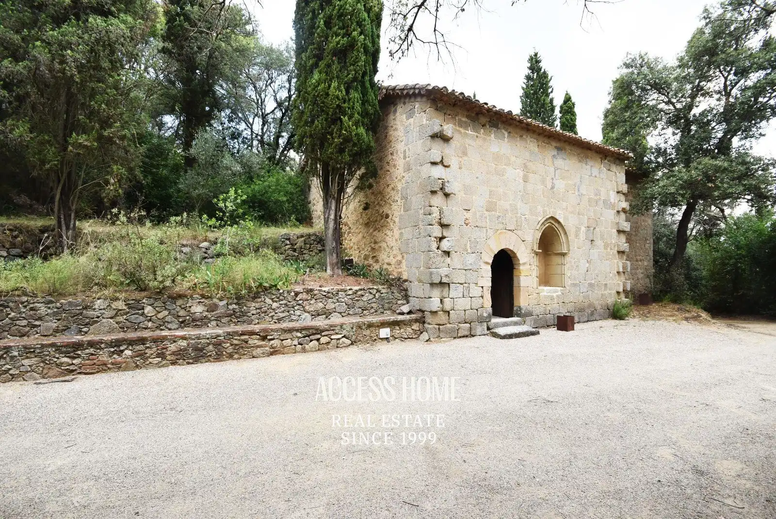 Außenansicht von Country house zum Verkauf in Argentona mit Heizung