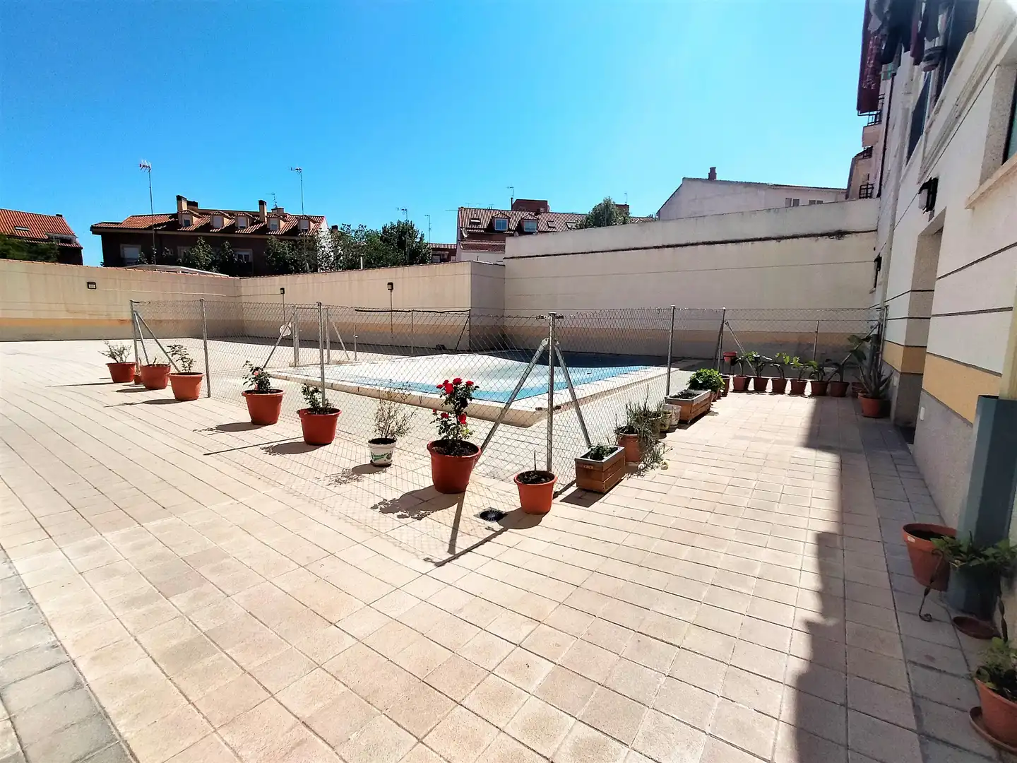 Piscina de Apartament de lloguer en Aranjuez amb Aire condicionat, Calefacció i Parquet