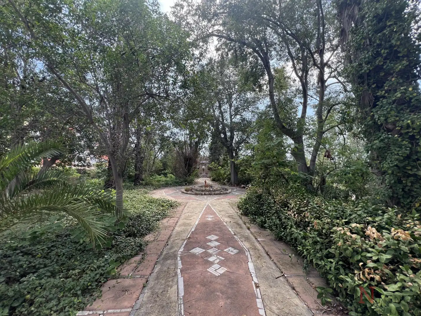 Jardín de Finca rústica en venta en Almazora / Almassora con Alarma