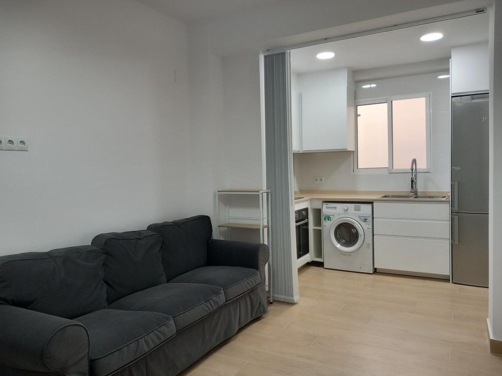 Living room of Flat for sale in Burjassot