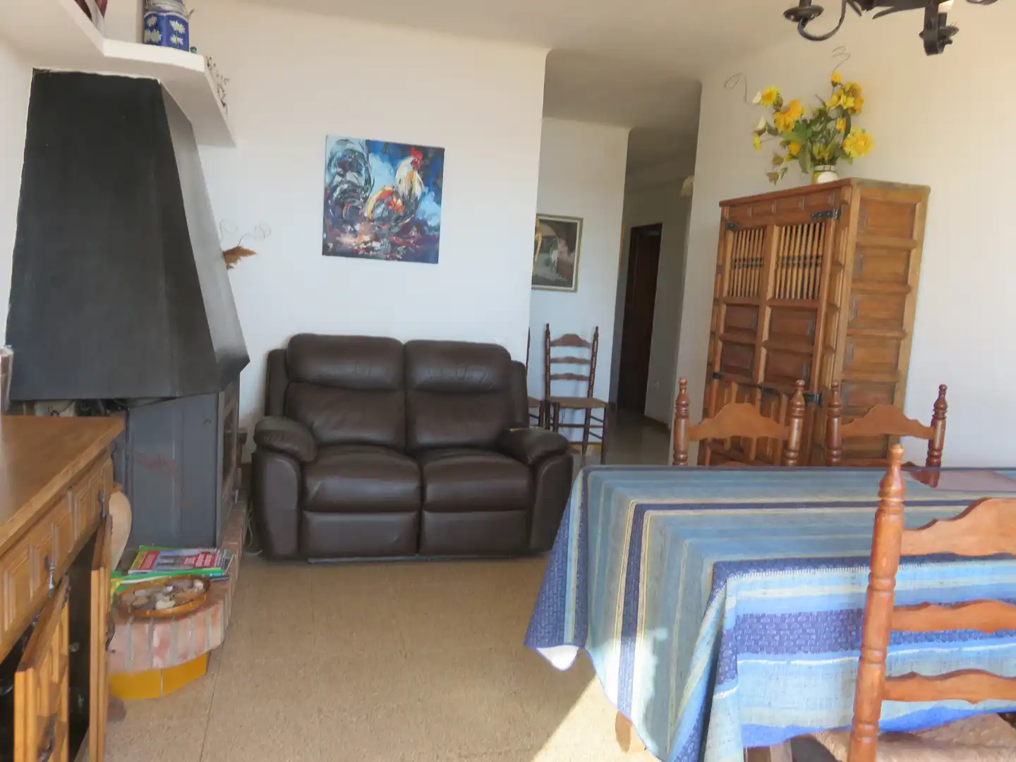 Sala de estar de Apartamento en venta en L'Estartit con Calefacción, Terraza y Amueblado