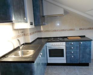 Kitchen of Flat to rent in Santiago de Compostela   with Heating, Furnished and Oven