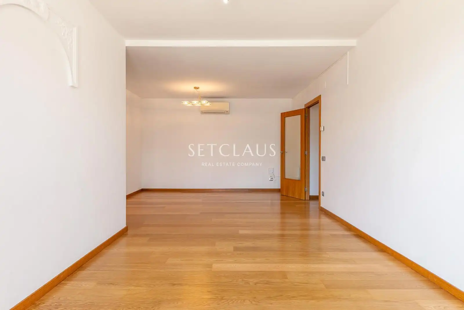 Schlafzimmer von Wohnung zum Verkauf in Badalona mit Klimaanlage, Heizung und Terrasse