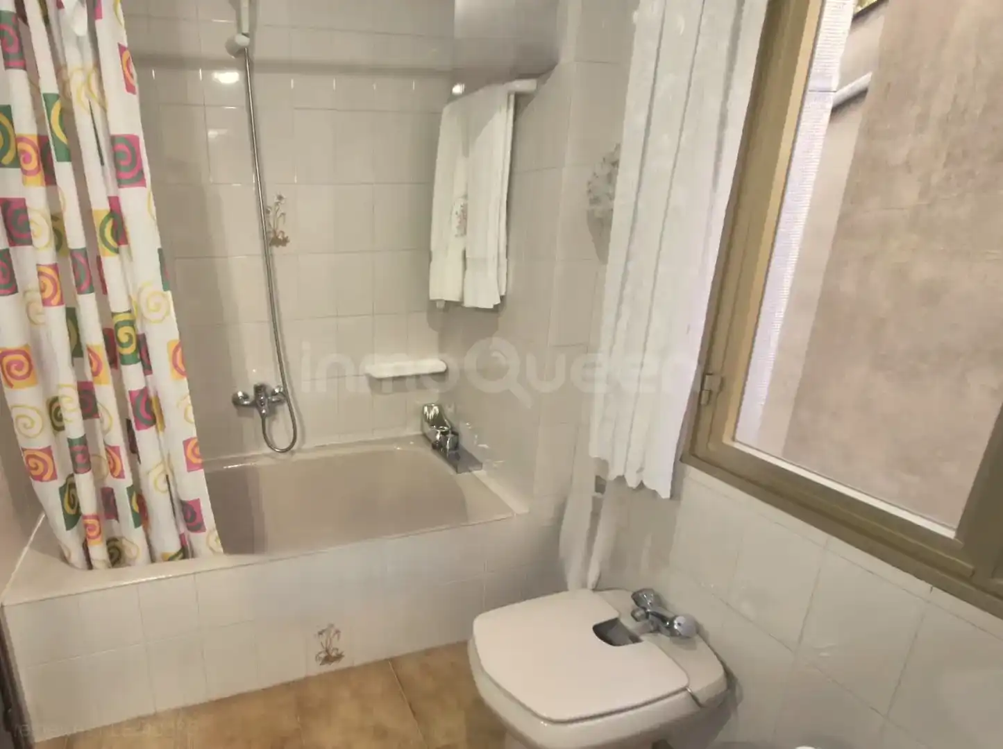 Baño de Piso en venta en A Pontenova   con Calefacción, Terraza y Amueblado
