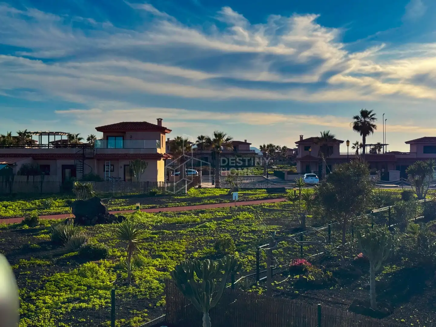 Casa adosada en venda en La Oliva amb Aire condicionat, Jardí privat i Terrassa