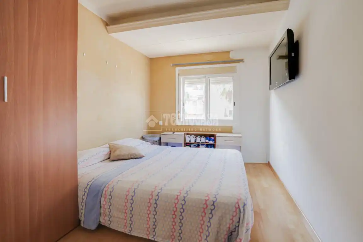 Bedroom of Flat for sale in Ripollet  with Air Conditioner and Balcony