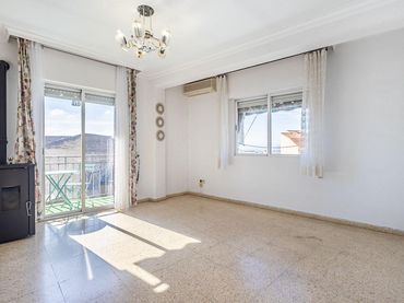 Appartement avec balcon à vendre à Calle JUMILLA
