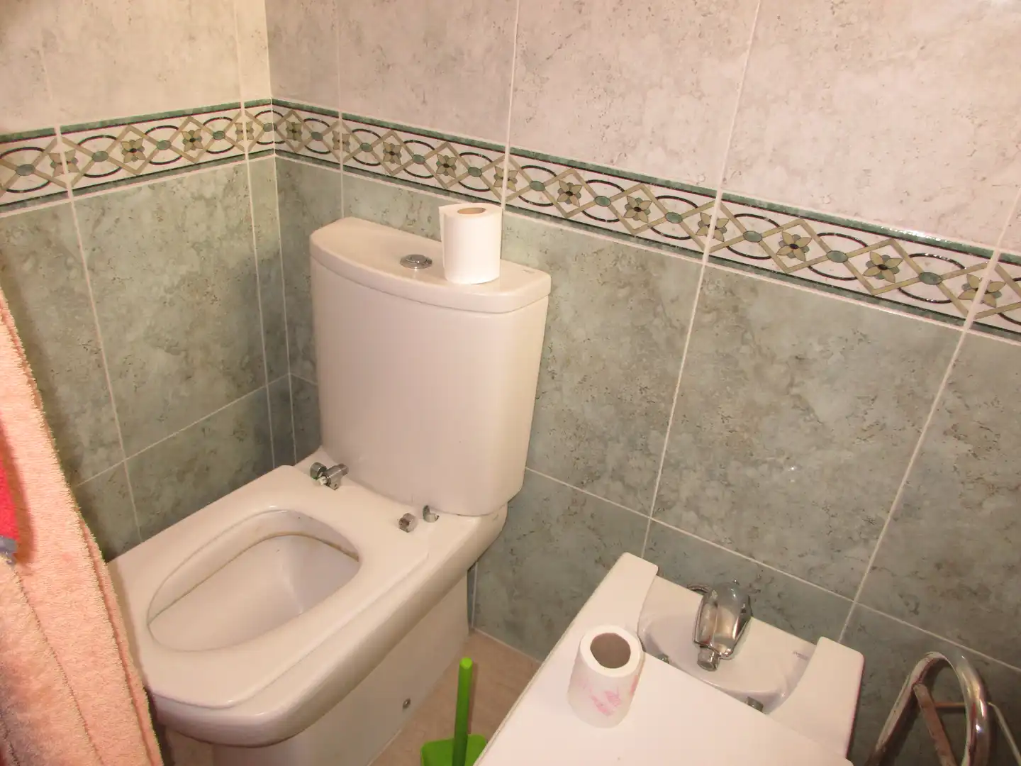 Baño de Piso de alquiler en Reus con Calefacción, Parquet y Amueblado