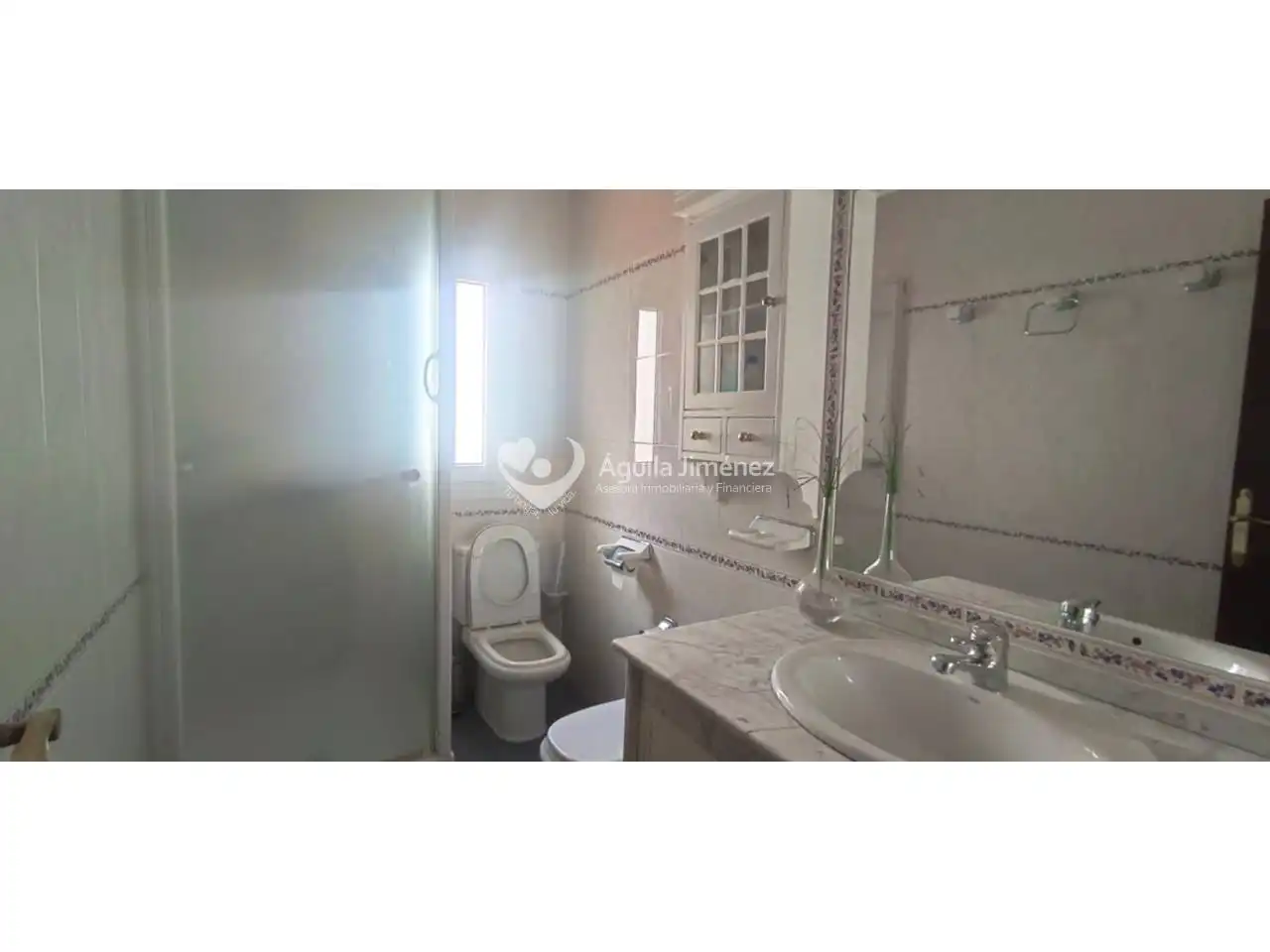 Baño de Casa o chalet en venta en Alcalá de Guadaira con Calefacción y Terraza