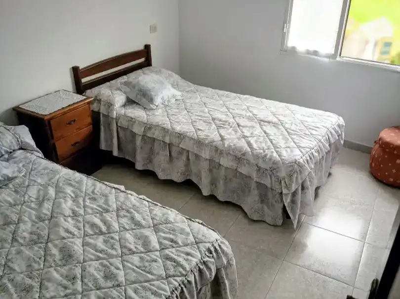 Habitación de Piso de alquiler en Boiro, A Coruña