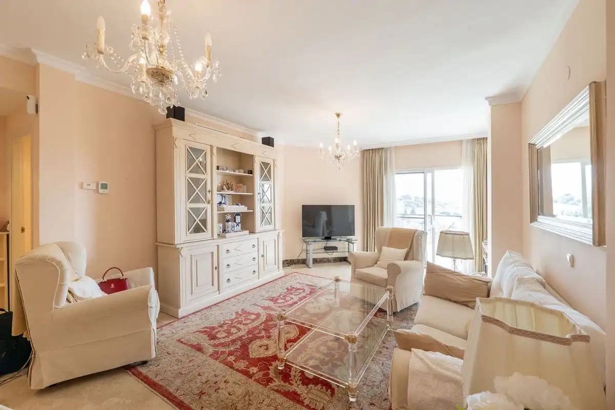 Apartamento de alquiler en Bel - Air