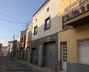 Vista exterior de Casa adosada en venda en Terrassa