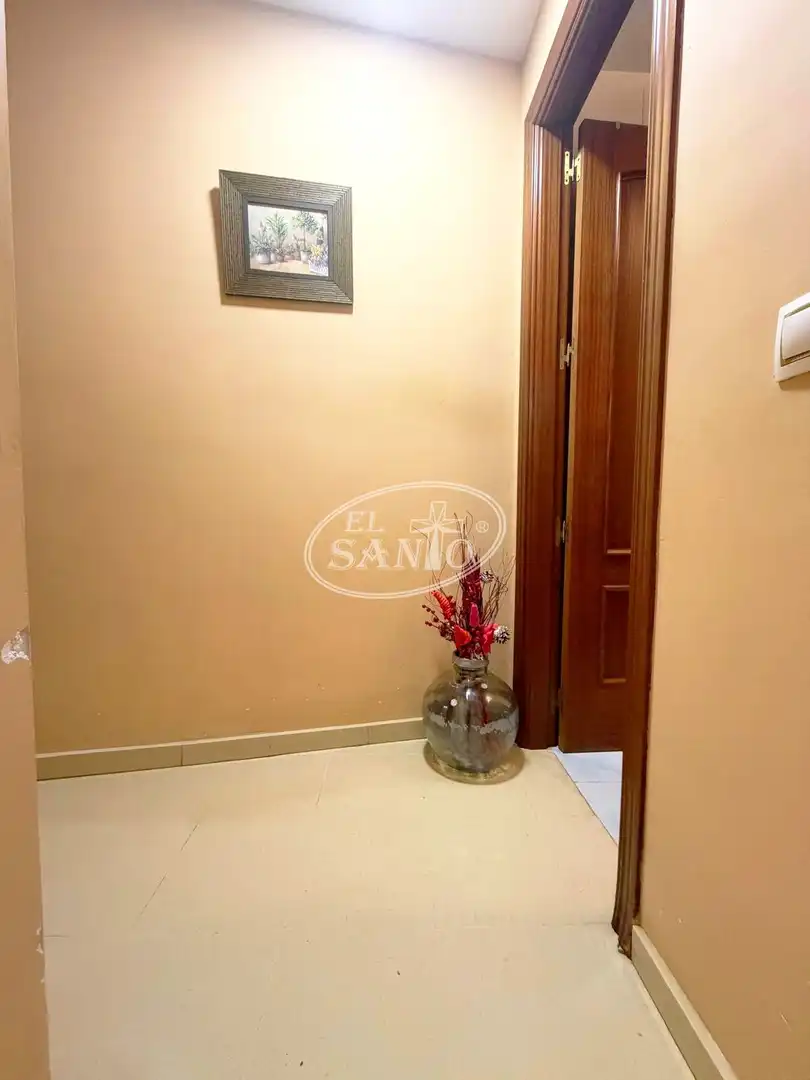 Flat for sale in Córdoba  with Air Conditioner and Terrace