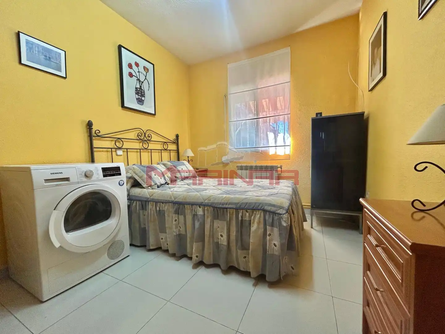 Habitación de Casa adosada en venta en Seseña con Aire acondicionado, Calefacción y Jardín privado