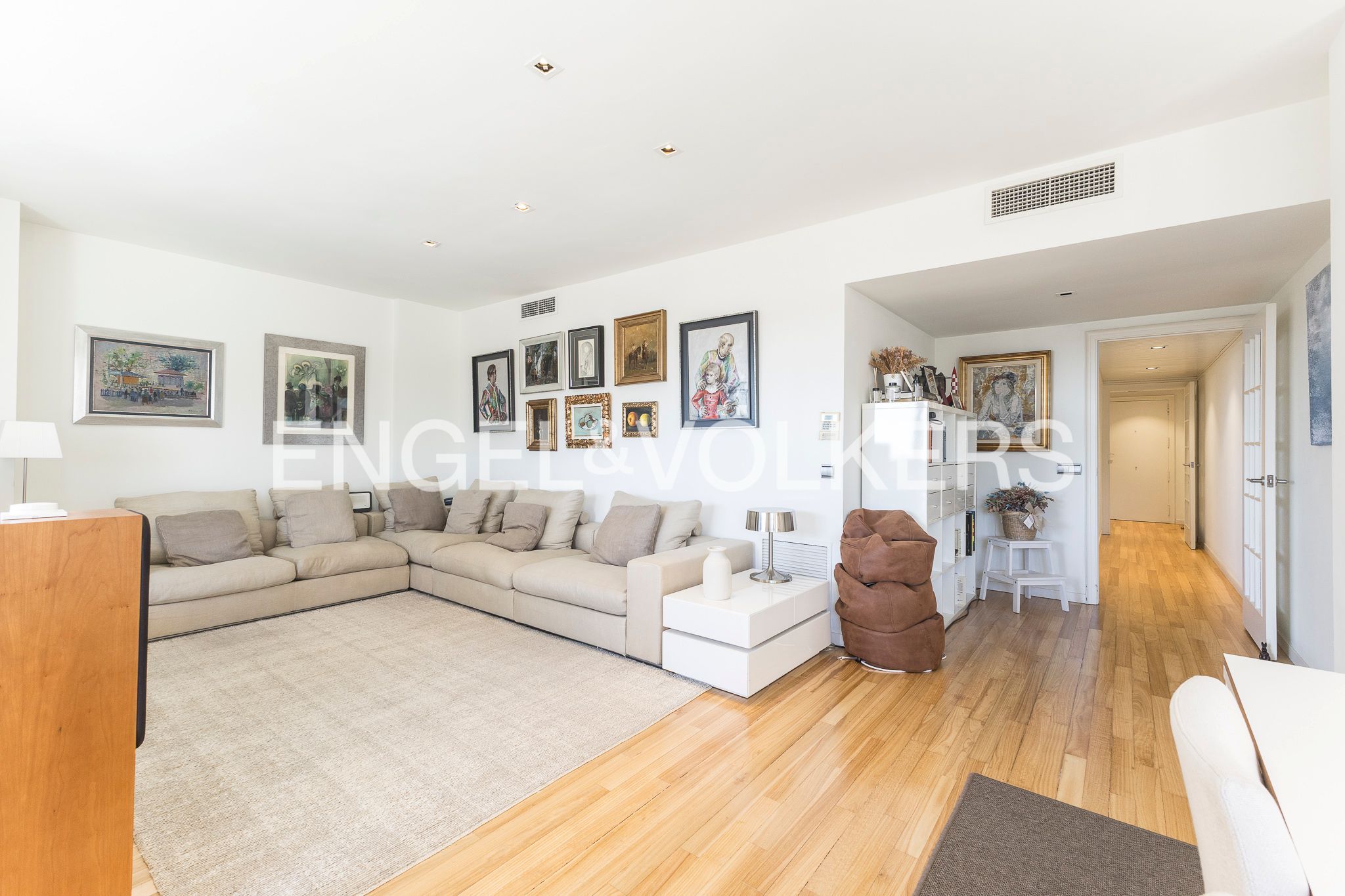 Sala d'estar de Apartament en venda en  Barcelona Capital amb Aire condicionat, Calefacció i Jardí privat