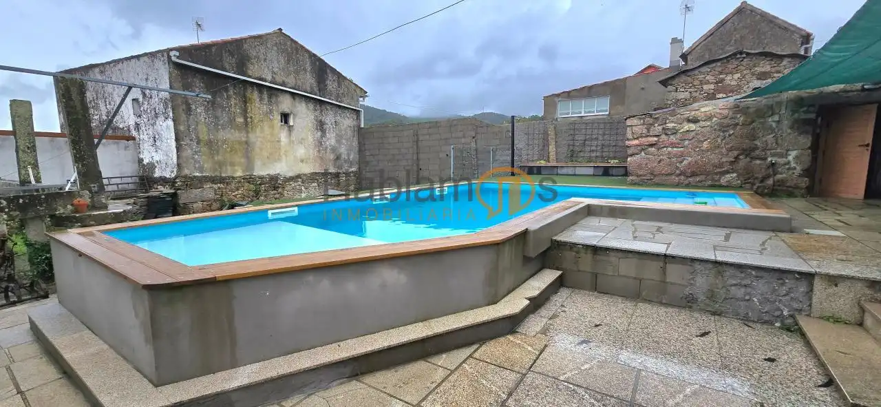 Piscina de Casa o chalet en venta en Vilagarcía de Arousa con Jardín privado, Terraza y Trastero