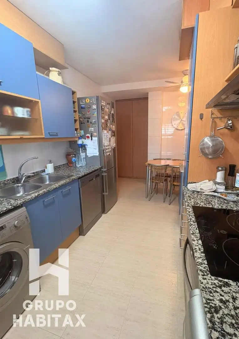 Dúplex en venta en Calle BARBERA DEL VALLES, Can Clos - Pinetons