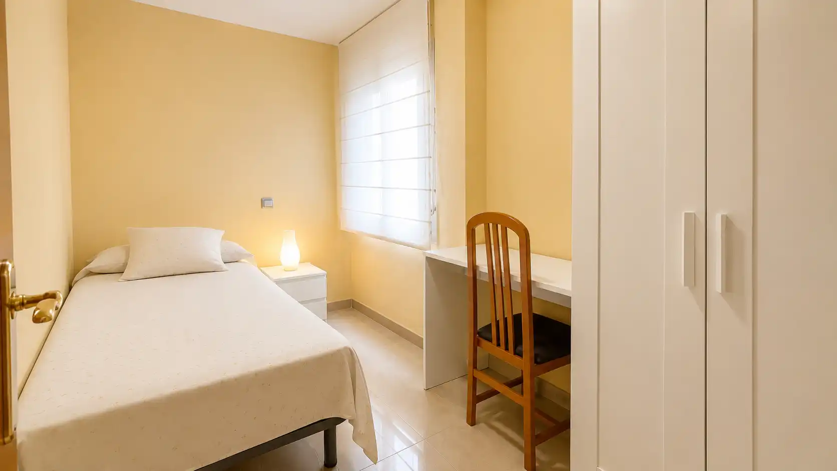 Habitación de Piso en venta en Cerdanyola del Vallès con Aire acondicionado, Trastero y Horno