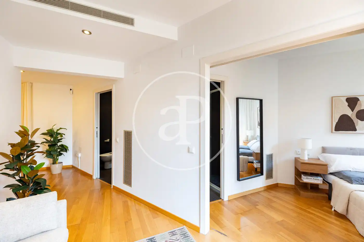 Piso en venta en Barcelona con Aire acondicionado, Calefacción y Balcón