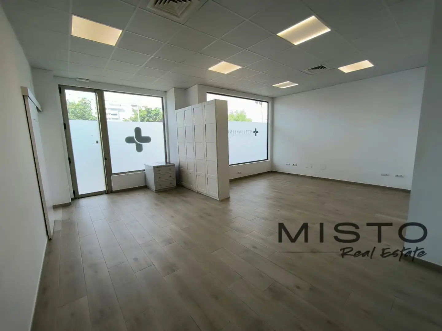Local comercial en alquiler en V (esquina con, imagen 4