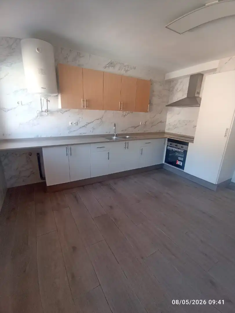 Cocina de Piso de alquiler en Cercs con Balcón