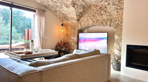 Foto 2 de Casa adosada en venda a Carrer de la Font Gran, Residencial Begur - Esclanyà, Girona