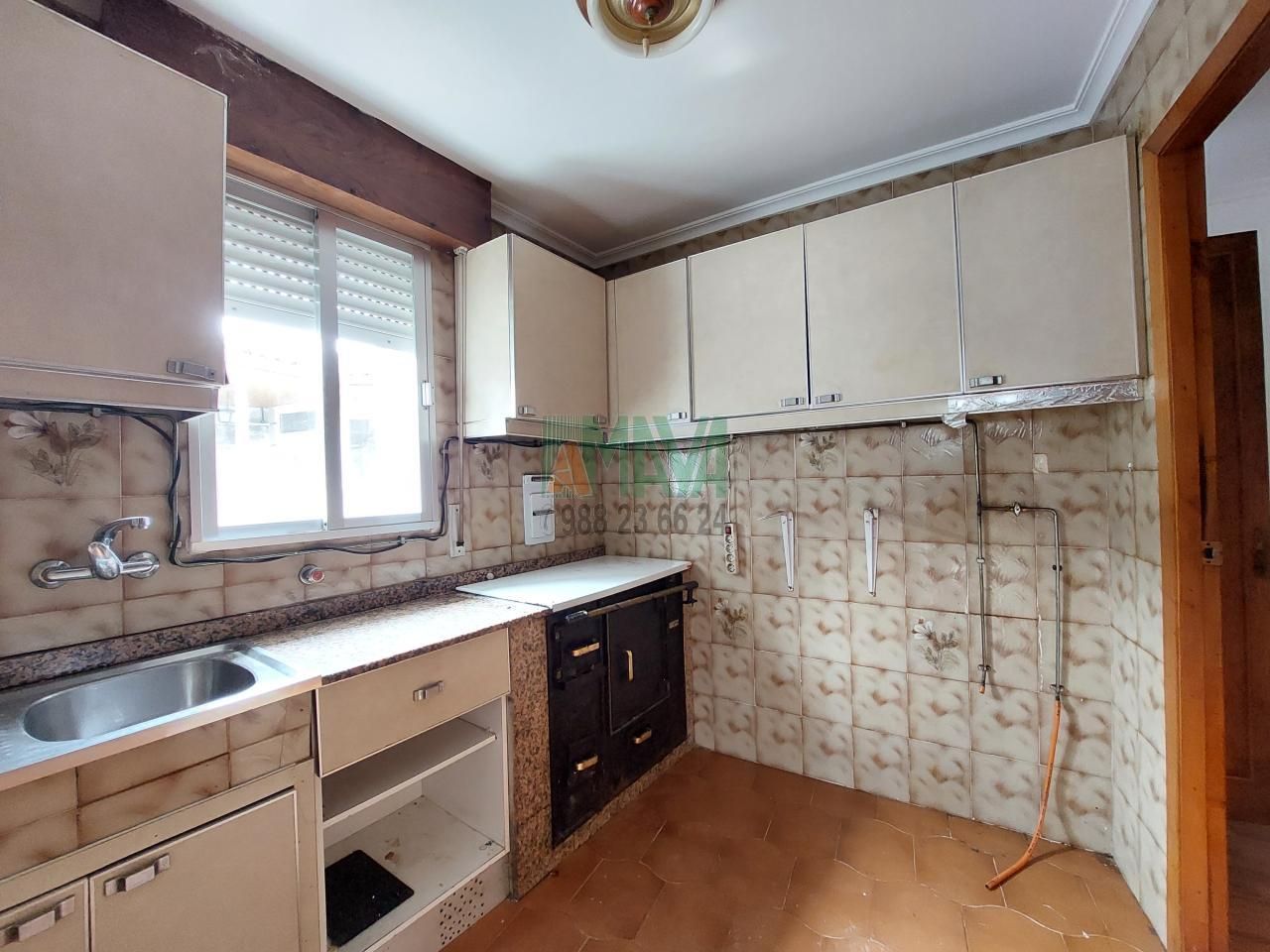 Cocina de Casa o chalet en venta en Paderne de Allariz con Jardín privado y Balcón