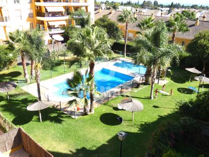 Swimming pool of Flat to rent in El Puerto de Santa María  with Air Conditioner and Terrace