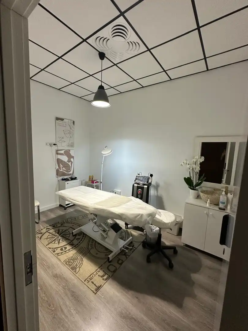 Schlafzimmer von Büro zur Miete in Valencia mit Klimaanlage und Heizung