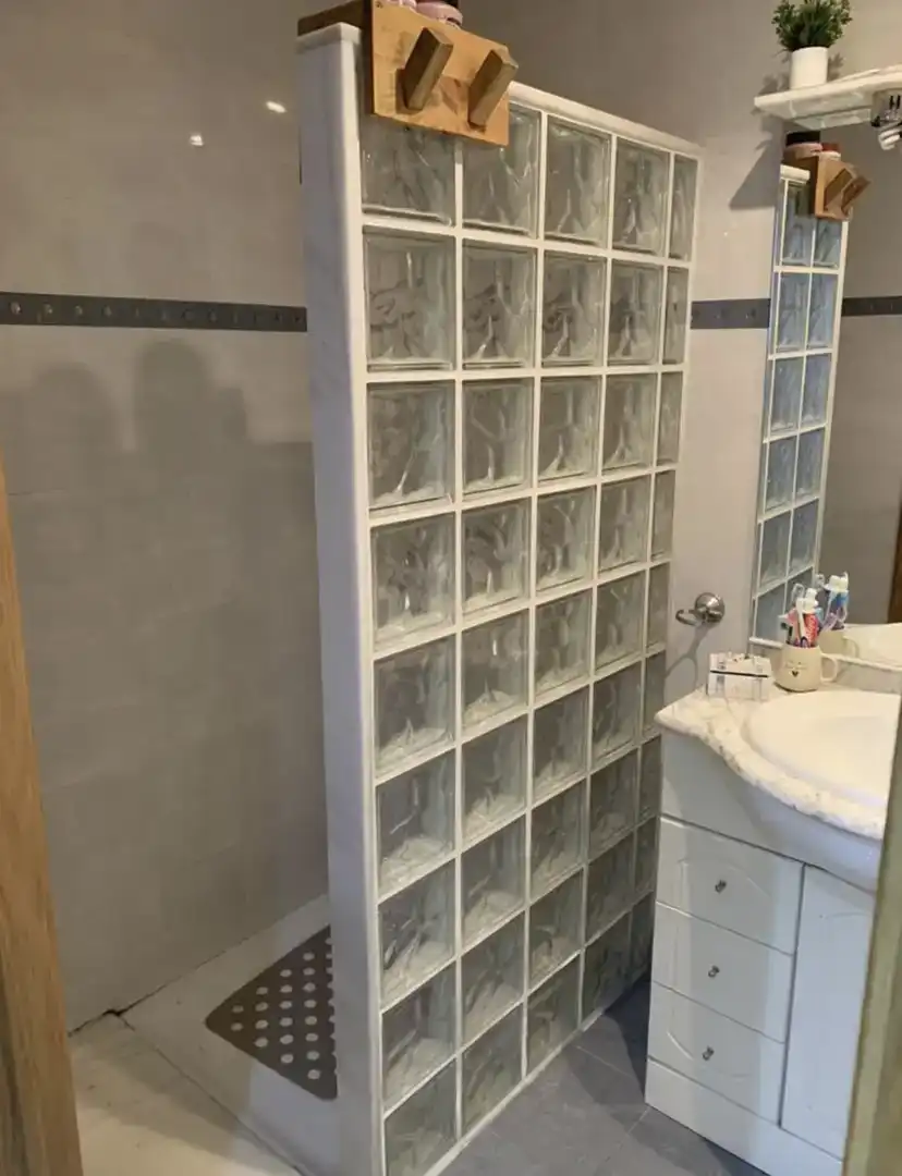 Baño de Piso en venta en Carcaixent con Parquet y Amueblado