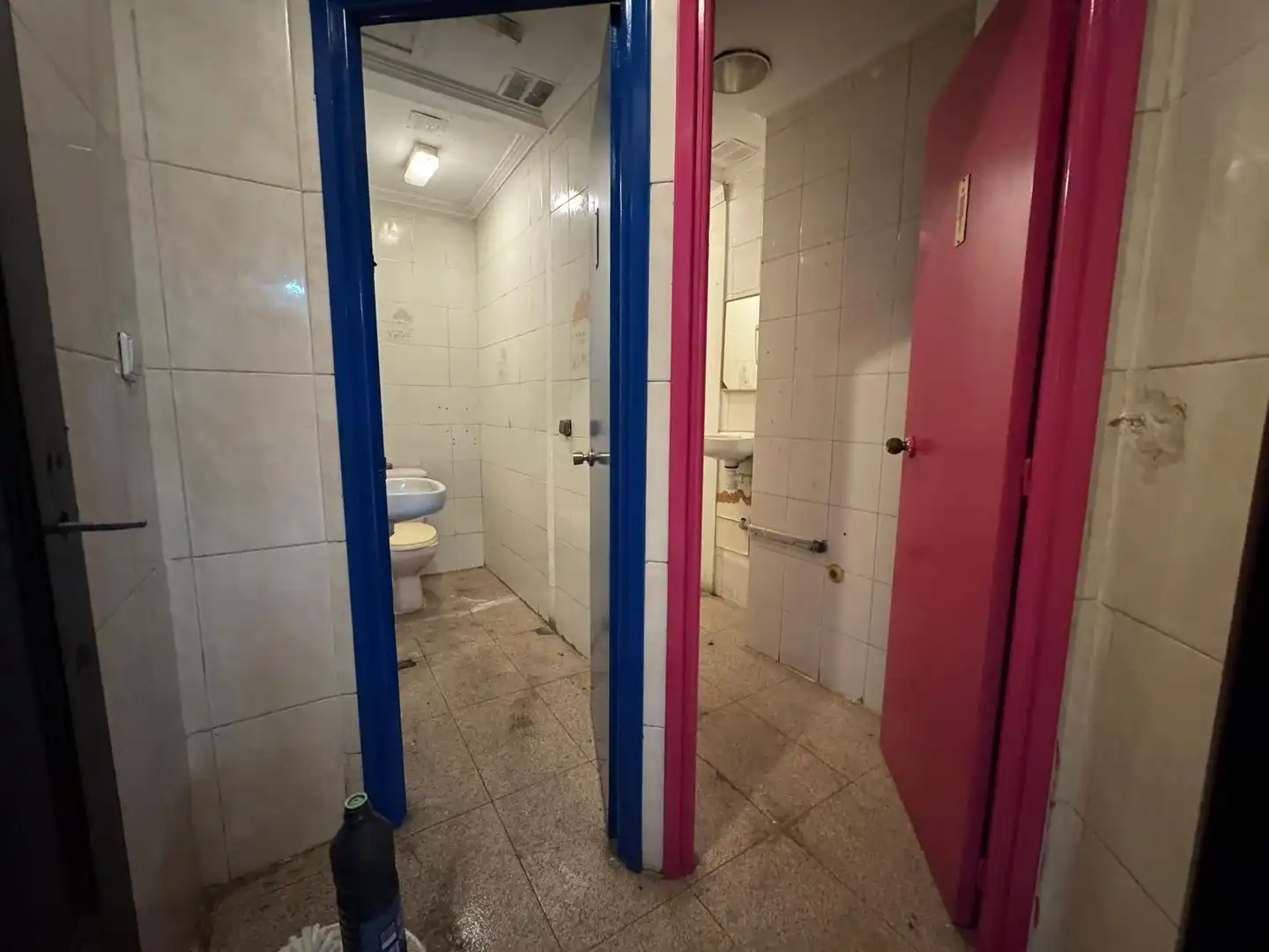 Local comercial en venta en Avenida PAISOS CATALANS 28, imagen 6