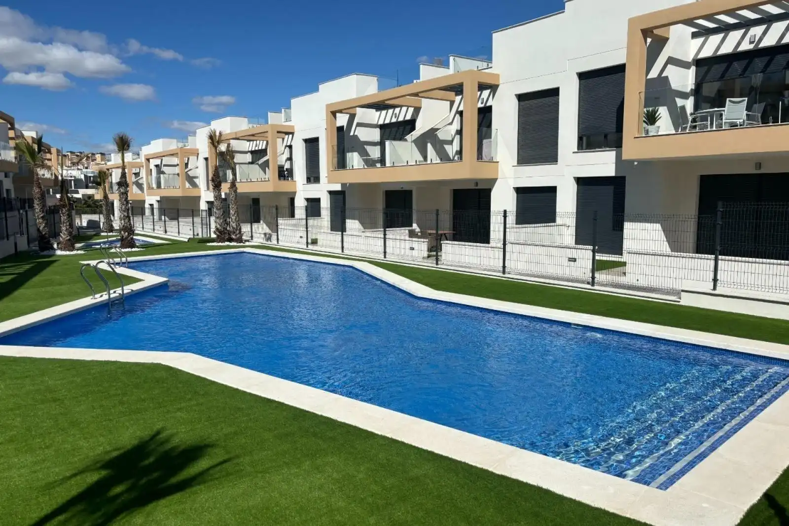 Penthouse with terrace for sale in Orihuela Costa