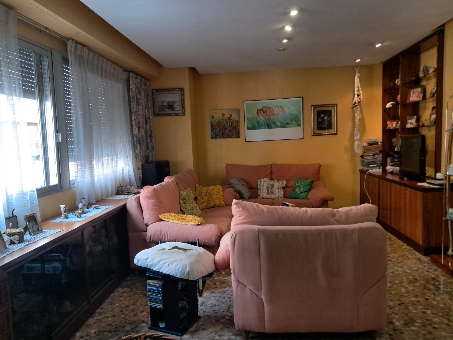 Living room of Flat for sale in Mislata  with Air Conditioner, Terrace and Furnished