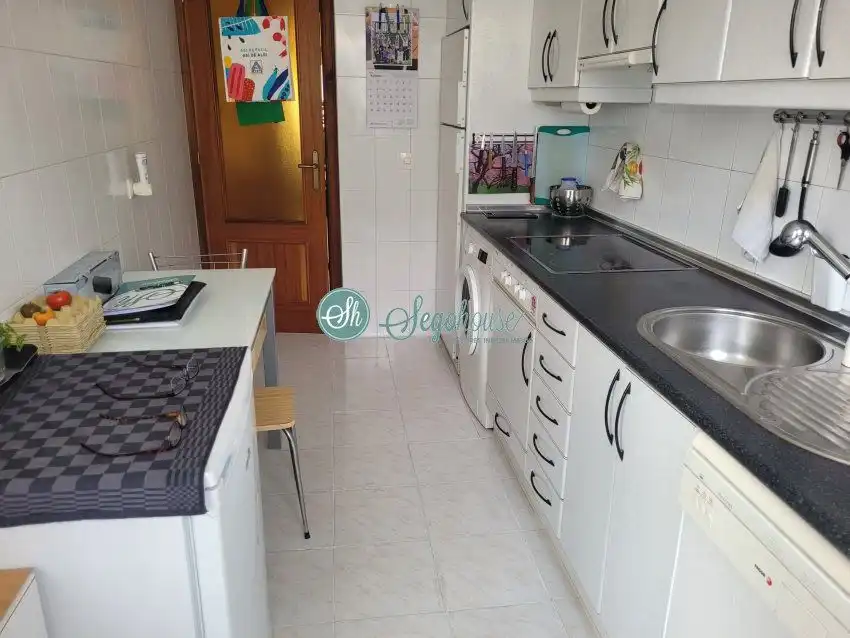 Cocina de Piso en venta en La Lastrilla  con Calefacción y Terraza