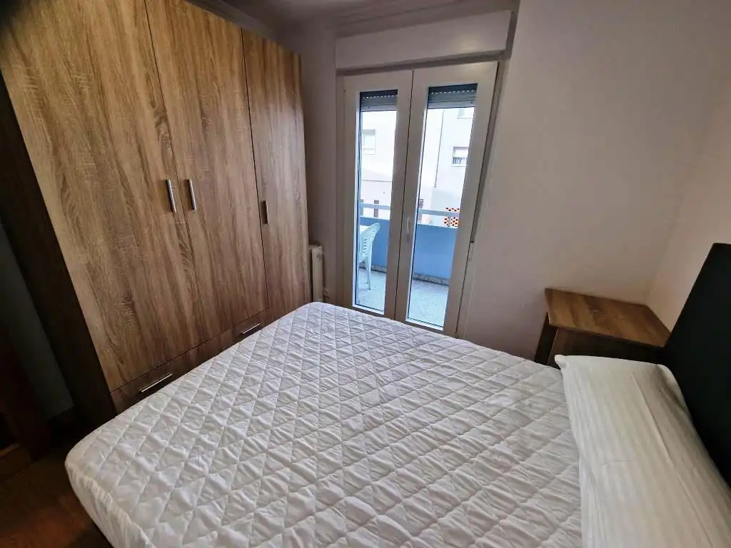 Habitación de Piso para compartir en Ourense Capital  con Calefacción, Amueblado y Balcón