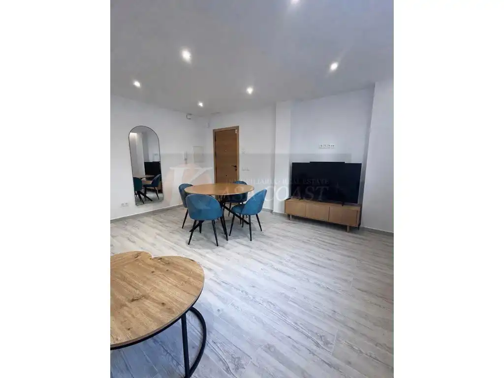 Flat with terrace for sale in Las Lagunas, imagen 5