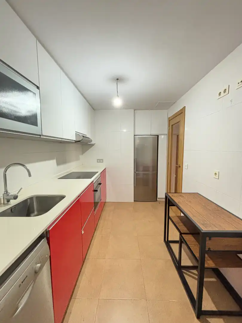 Cocina de Apartamento en venta en Ames con Calefacción, Trastero y Amueblado