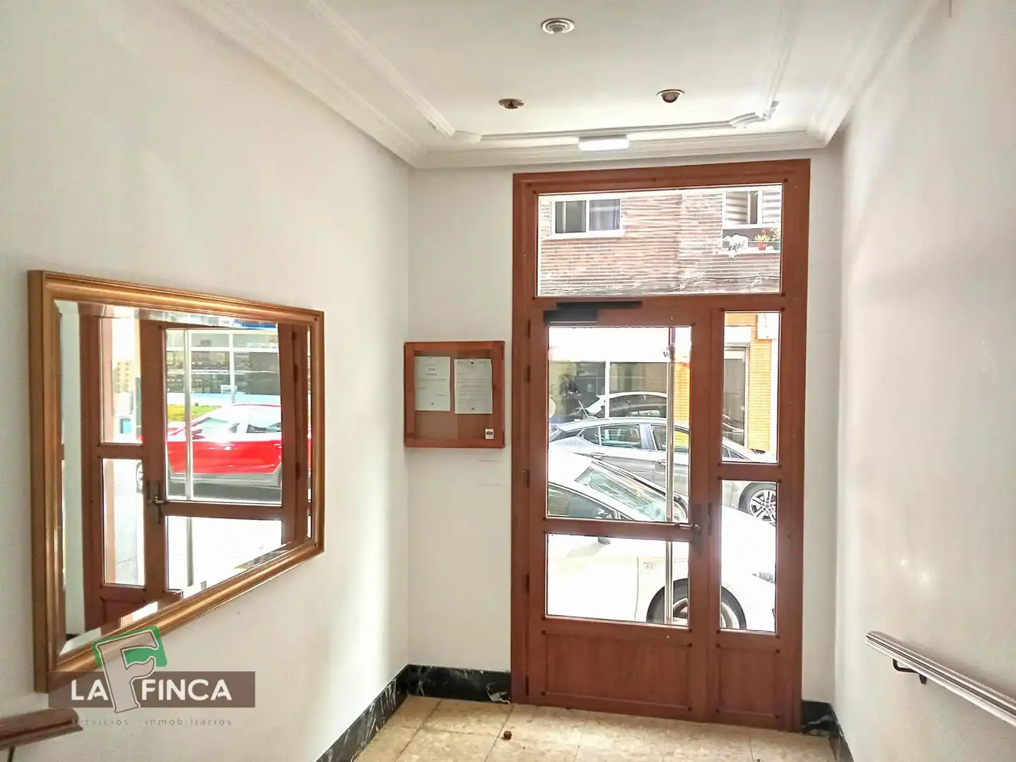 Flat for sale in BALBIN, Ceares