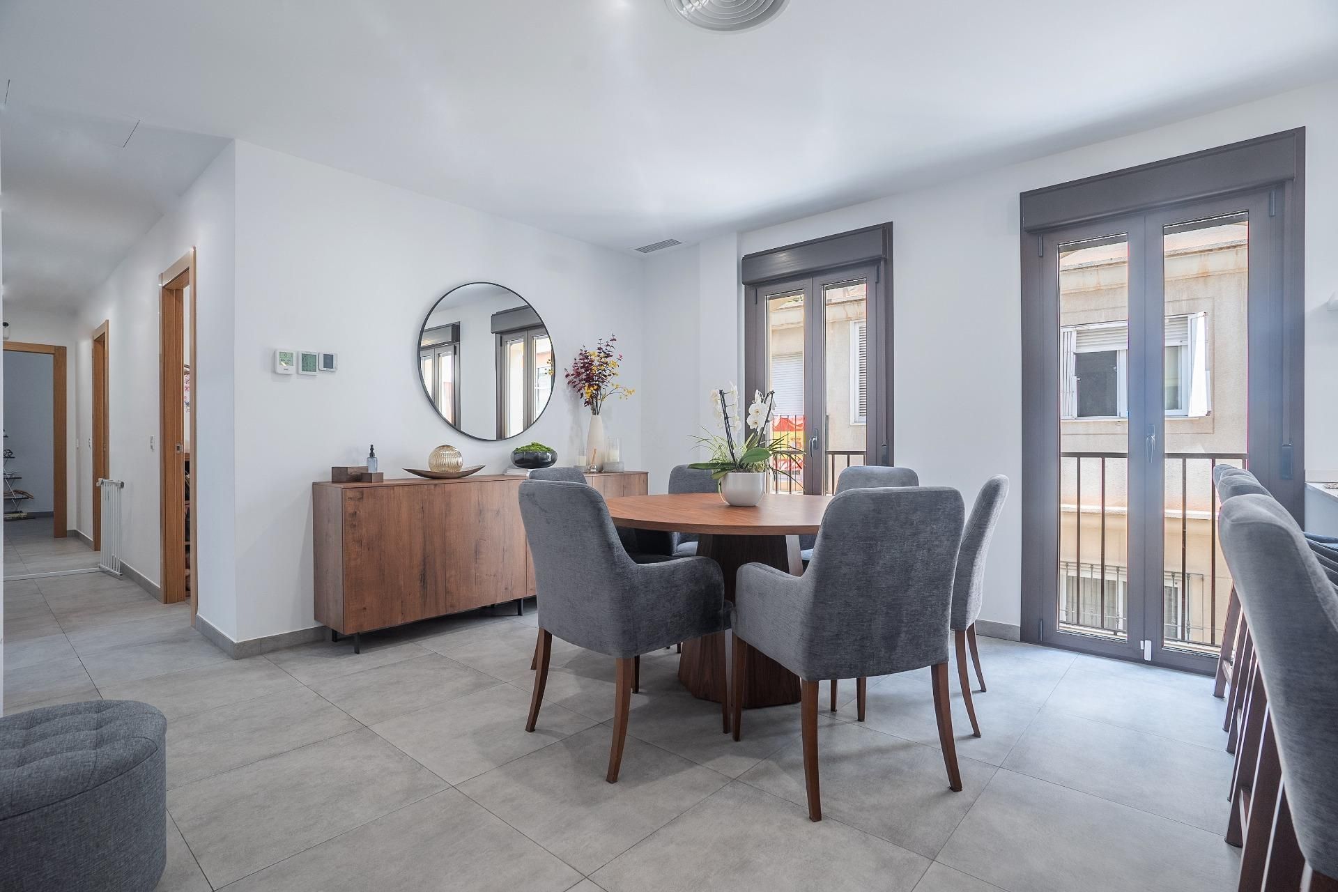 Menjador de Apartament en venda en  Almería Capital amb Aire condicionat, Calefacció i Terrassa