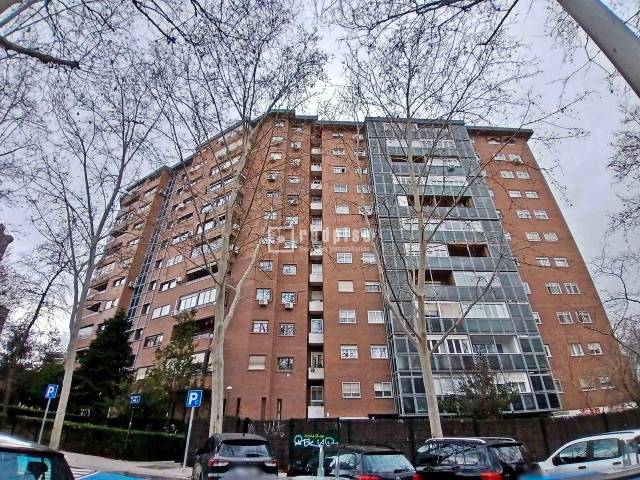 Garaje en Venta en ARTE en Costillares