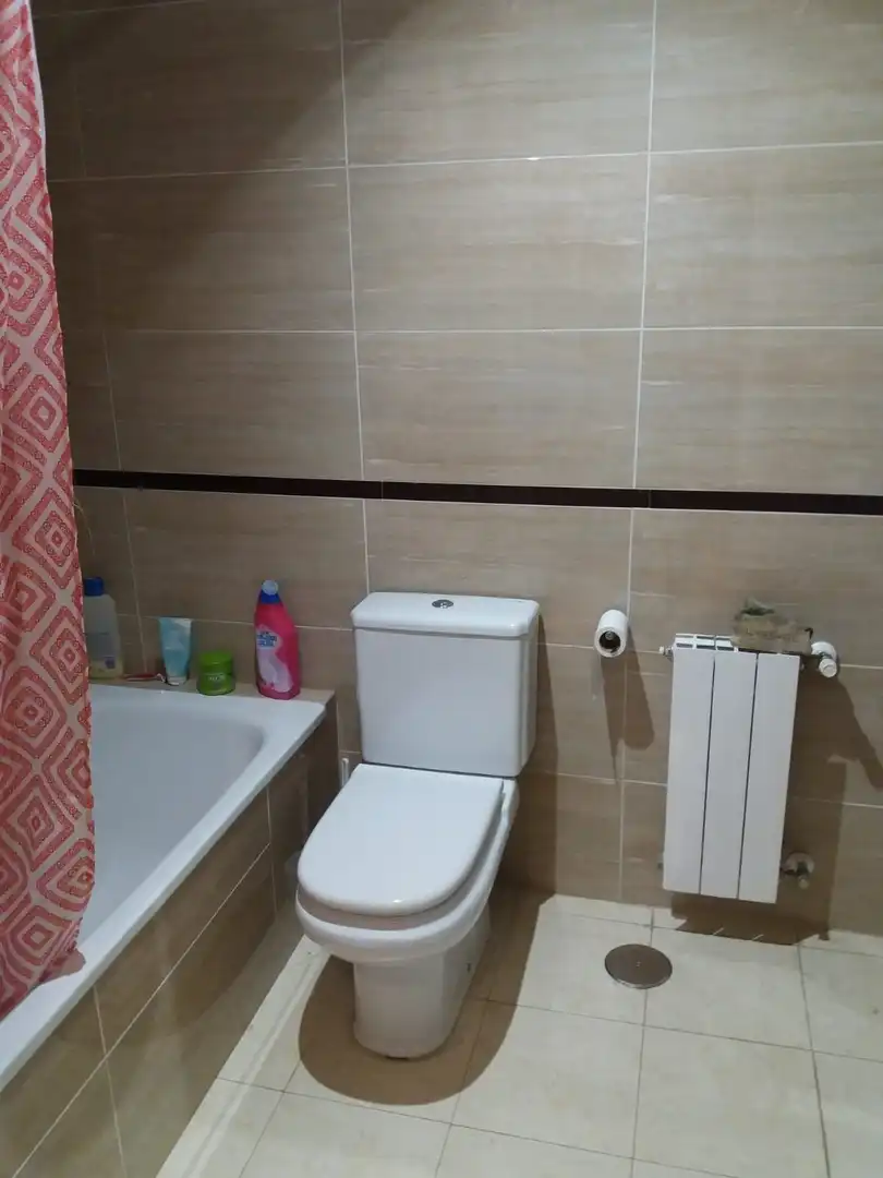 Study for rent in Calle Calle Nardo, Pardaleras
