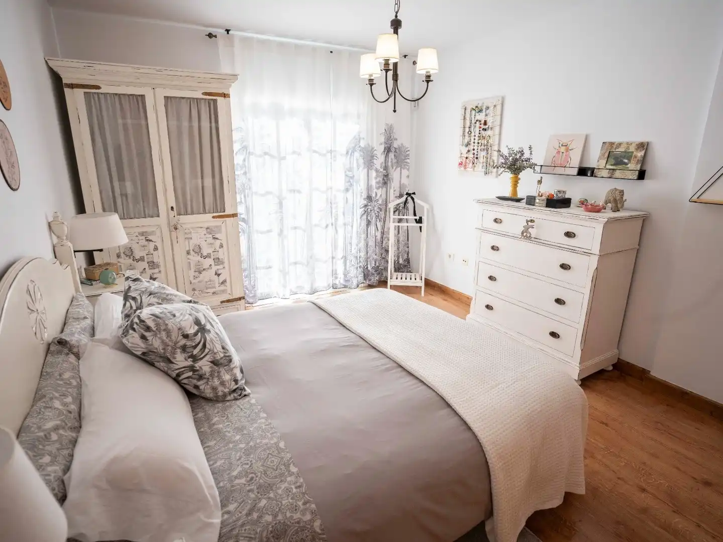 Bedroom of Detached homes for sale in San Cristóbal de la Laguna  with Parquet flooring, Terrace and Furnished