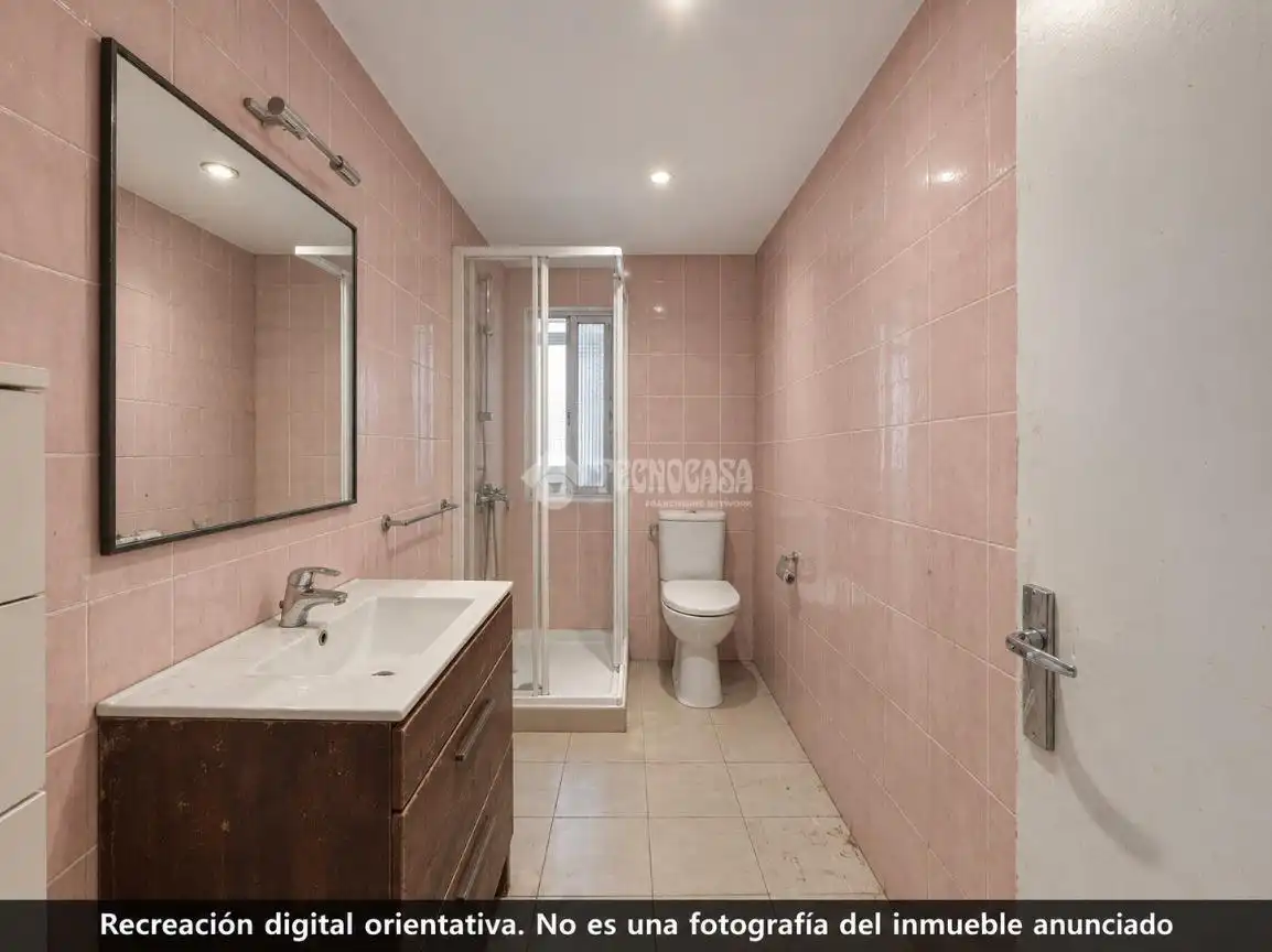 Bathroom of Flat for sale in Ciudad Lineal