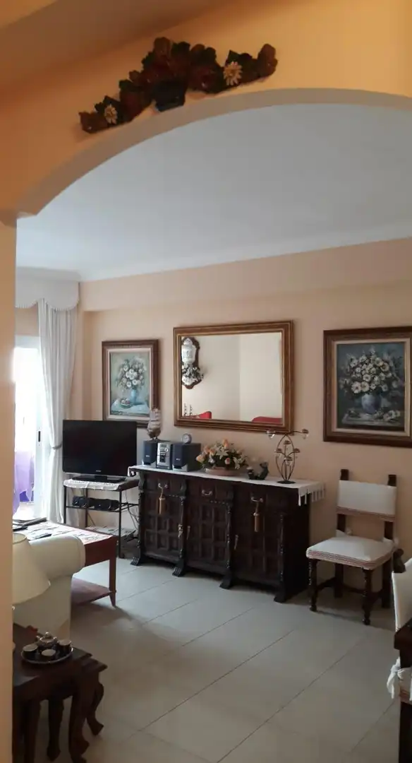 Apartamento con terraza en alquiler en Calle de Tamarindos, imagen 2