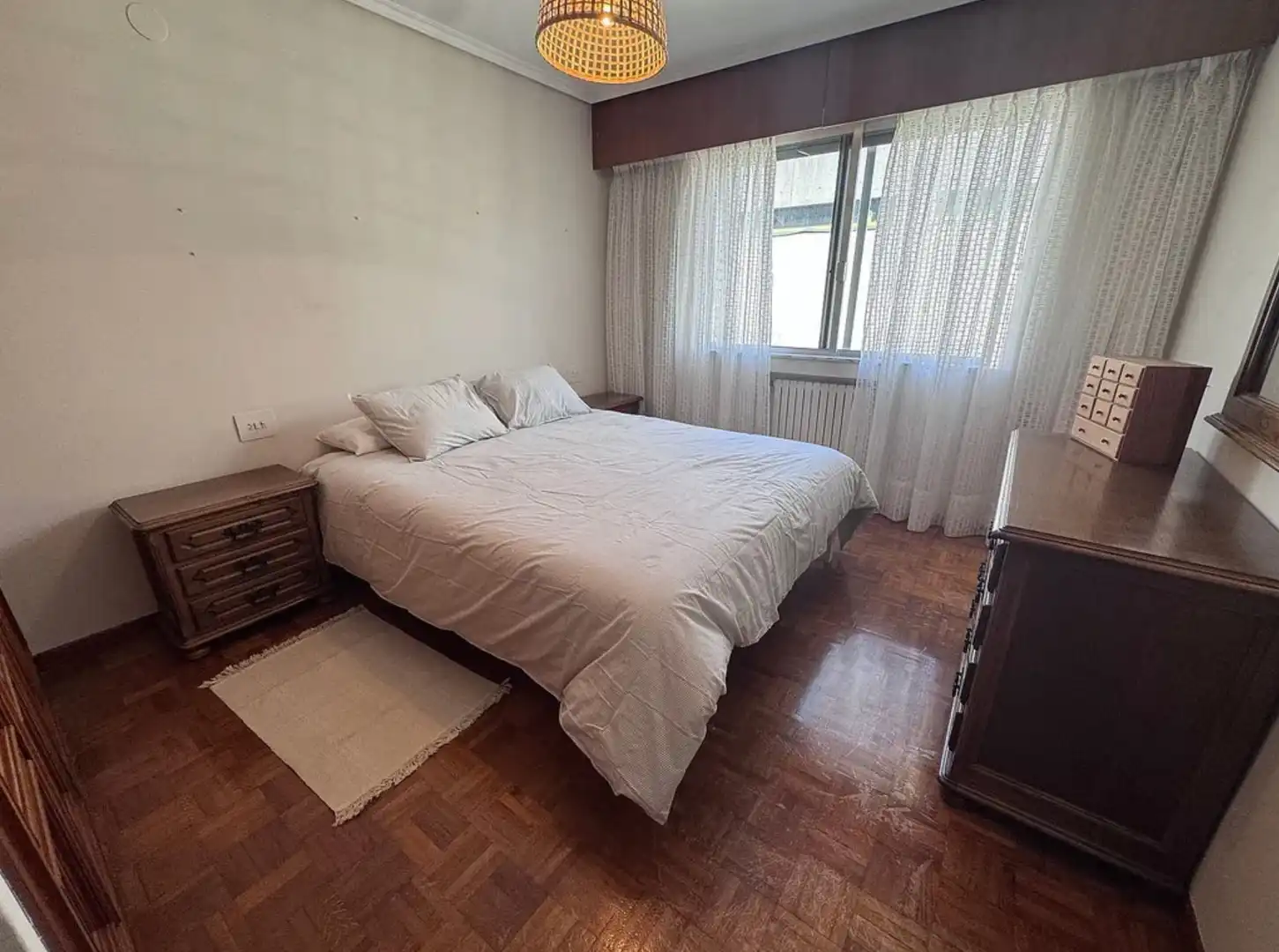 Habitación de Piso de alquiler en Ferrol con Calefacción, Trastero y Amueblado
