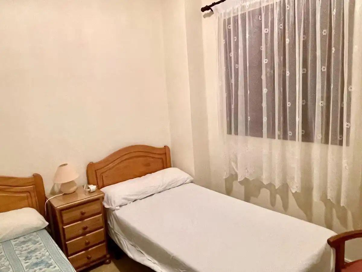 Dormitori de Edifici en venda en Sarrión