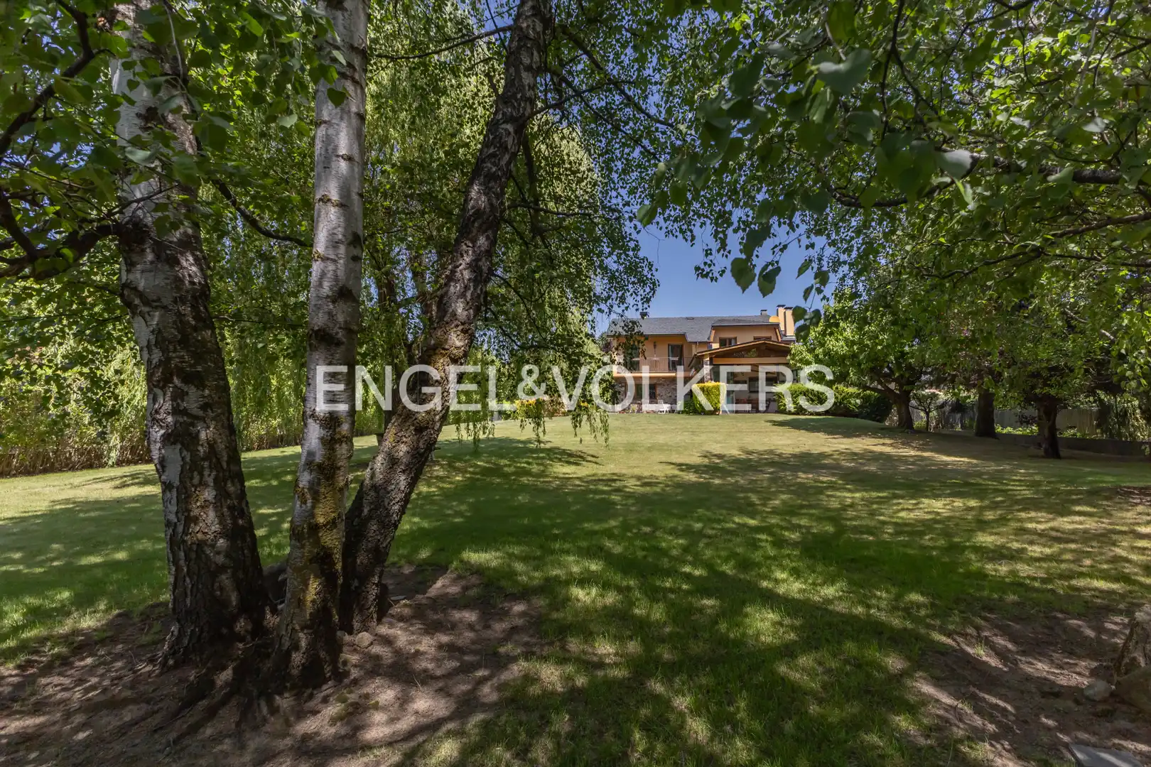 Casa o xalet en venda en Puigcerdà amb Calefacció, Jardí privat i Parquet